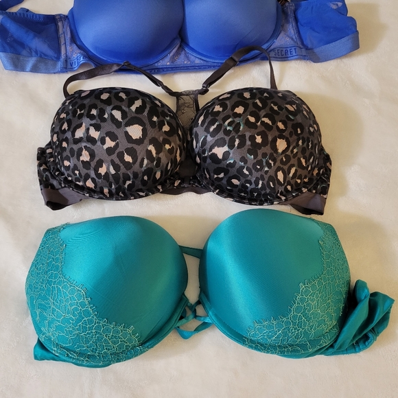 21 Victoria's Secret Bombshell 36C - Picture 7 of 11